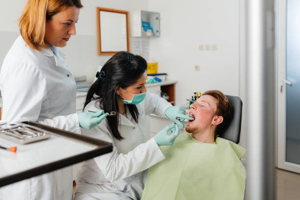 Best Weekend Emergency Dentist in Violet, LA